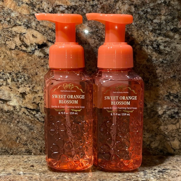 Two (2) “SWEET ORANGE BLOSSOM” by BBW, 8.75 fl oz, Gentle Foaming Hand Soap, NWT - Picture 1 of 8